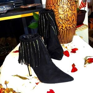 Sexy Jessica Simpson heeled booties